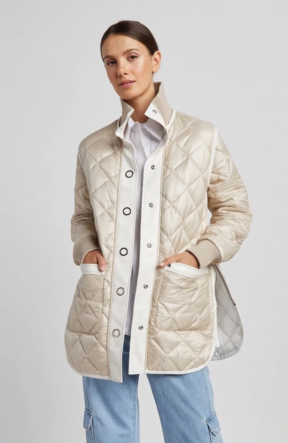 Adroit Nadine Reversible Quilted Coat | Champagne