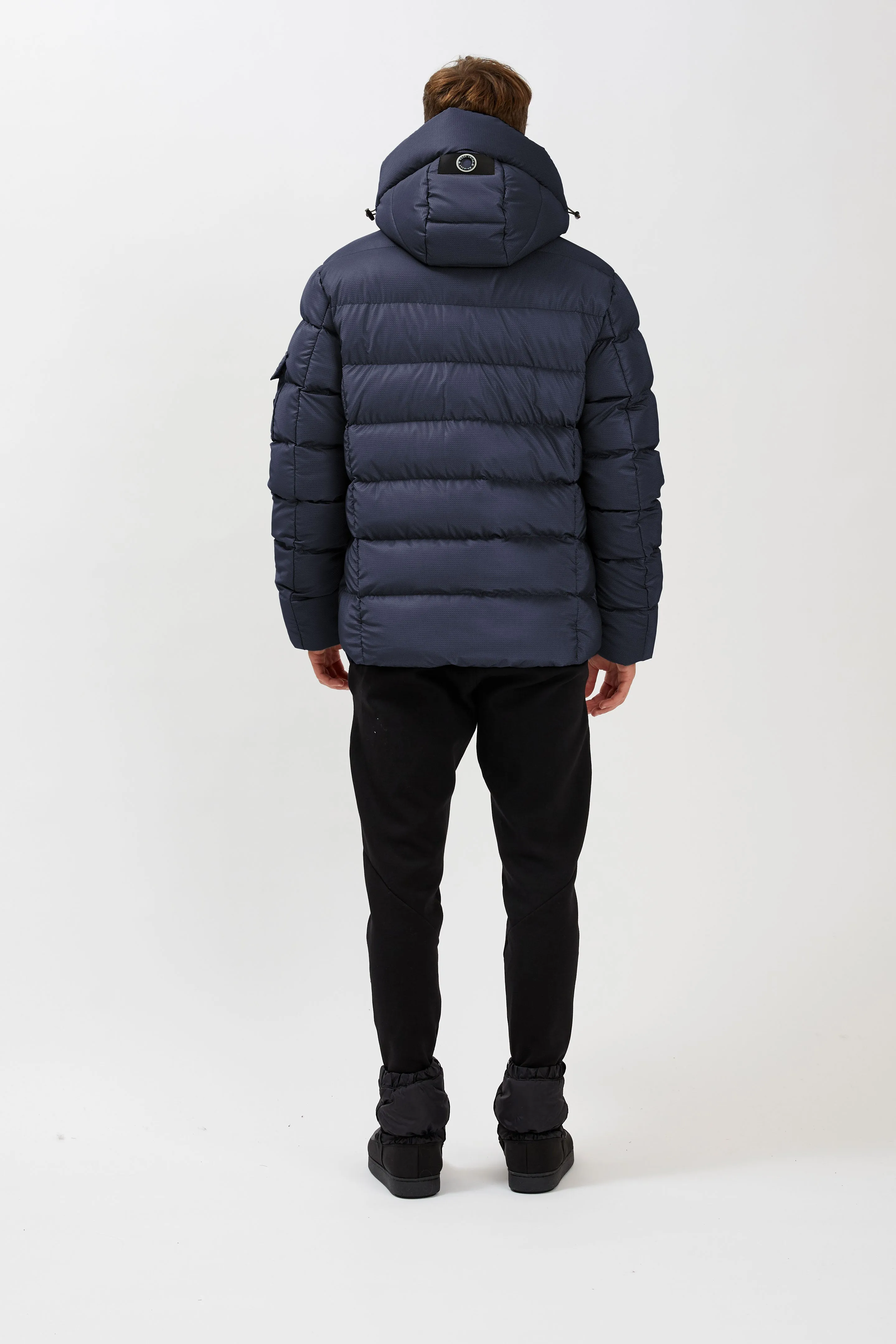 HUNTLEY | Matte Shine Puffer || HUNTLEY | Polaire jacquard texturé