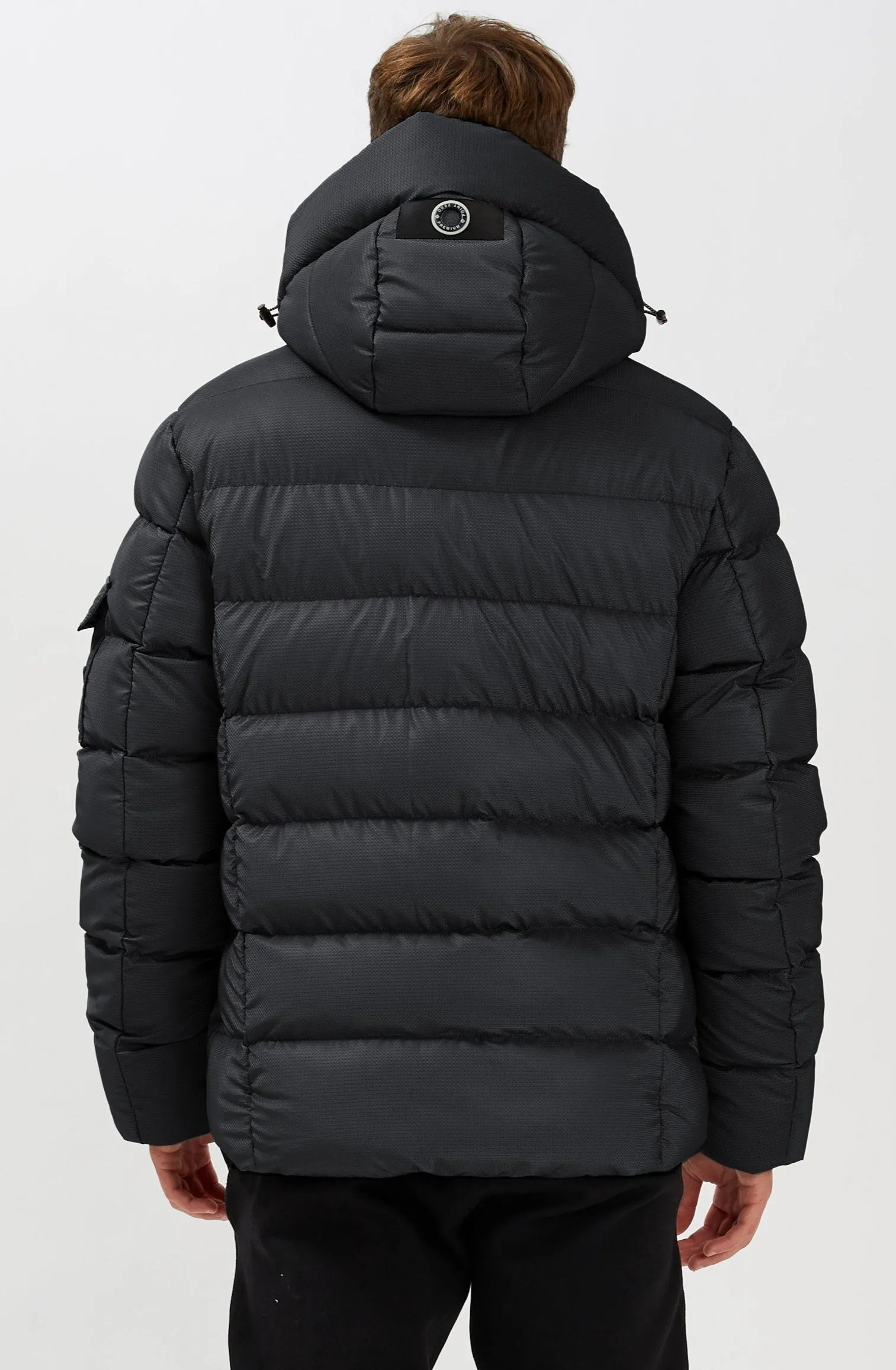 HUNTLEY | Matte Shine Puffer || HUNTLEY | Polaire jacquard texturé