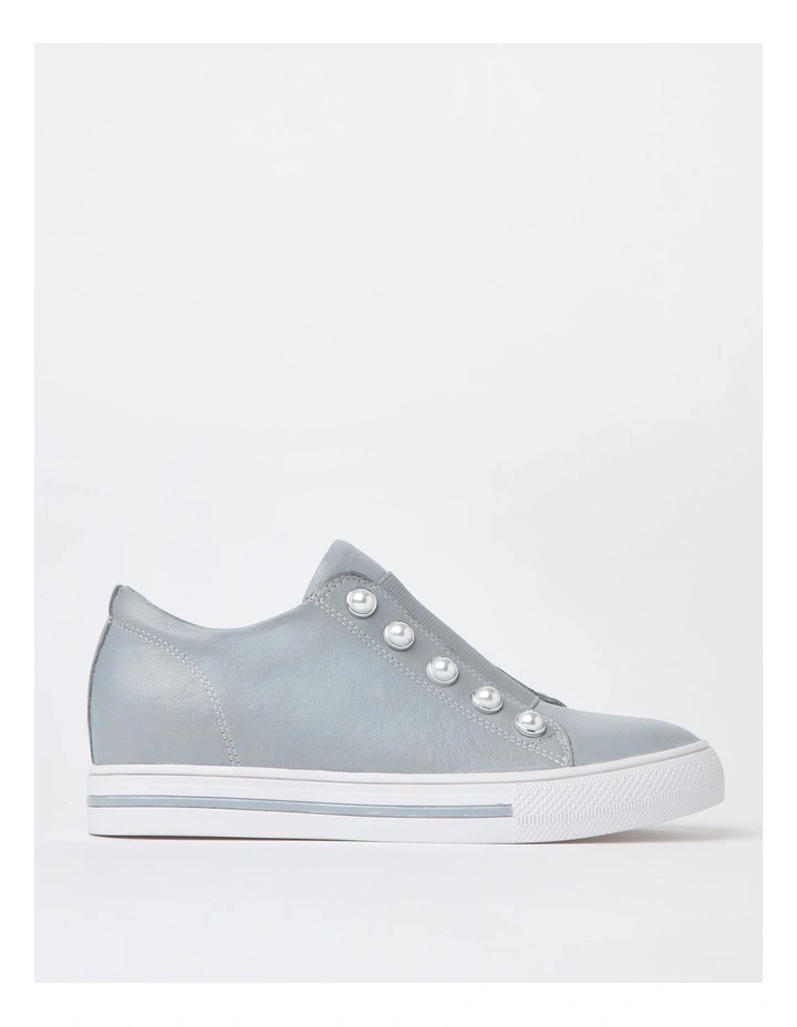 Kiss Leather Sneaker in Grey Blue