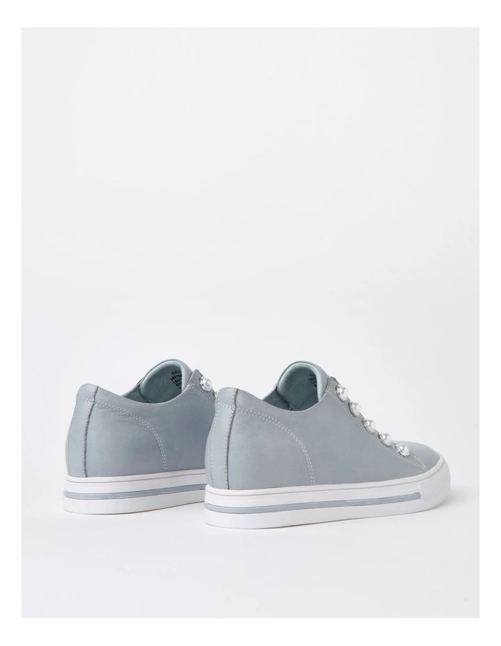 Kiss Leather Sneaker in Grey Blue