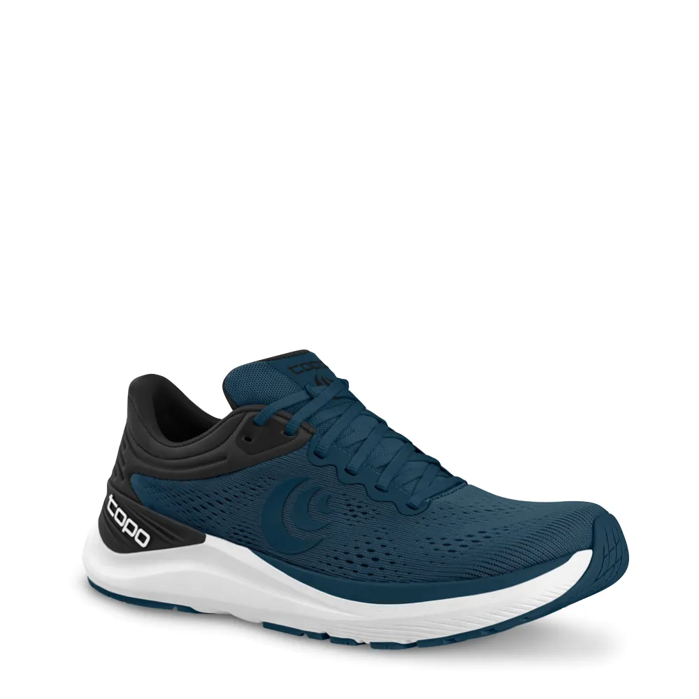 Topo Men's Ultrafly 4 Running Sneaker (Navy/Black)